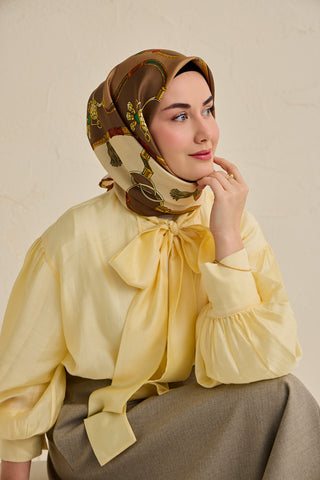 Twill İpek Eşarp Kemer Desen Sütlü Kahve 90x90 - | Silk Home
