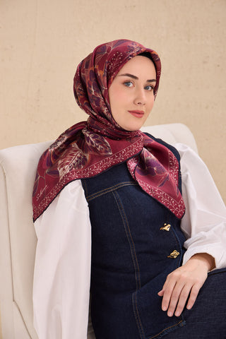 Twill İpek Eşarp Büyük Çiçek Vişne Çürüğü 90x90