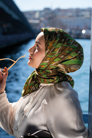 Twill İpek Eşarp Serenit Kahve Yeşil 90x90