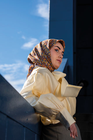 Twill İpek Eşarp Yaprak Ritmi Taba Sarı 90x90