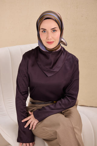 Twill Silk Scarf, Navy Blue, Green Tones, Patterned, Firm Structure, 90x90 cm.