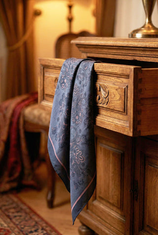 Viskon Velora Eşarp Dört Mevsim Barok Floral Desen Indigo 90X90