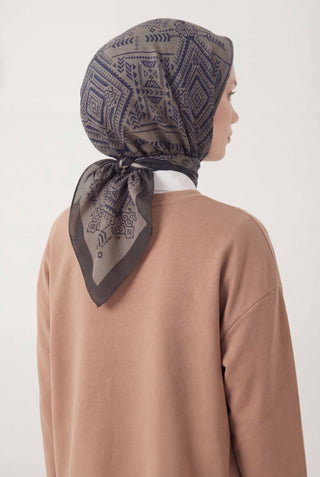 Viscose Velora Scarf, Four Seasons, Kilim Pattern, Brown, 90x90 cm 