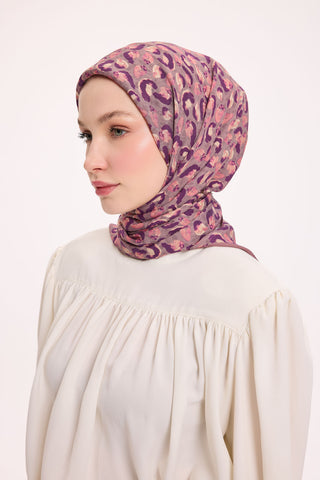 Viscose Velora Scarf, Four Seasons Kilim Pattern, Light Gray, 90x90 cm 