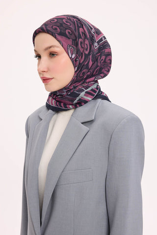 Viscose Velora Scarf, Four Seasons Kilim Pattern, Light Gray, 90x90 cm 