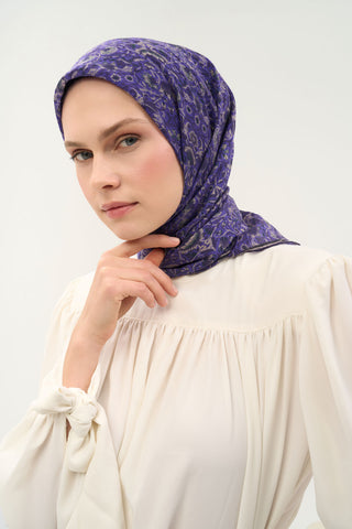 Viscose Velora Scarf, Four Seasons, Baroque Floral Pattern, Espresso, 90x90 cm 