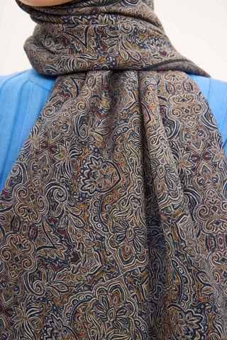 Viscose Velora Scarf, Four Seasons, Baroque Floral Pattern, Espresso, 90x90 cm 