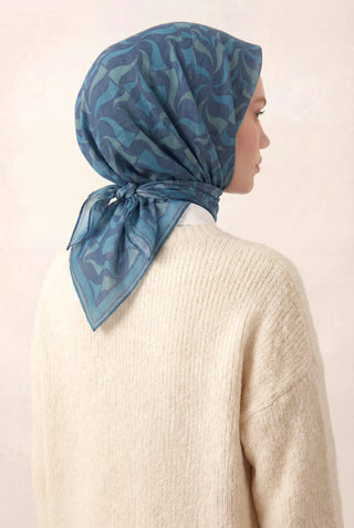 Pamuk Karışımlı Eşarp Lila Geometrik Dalga Desen Soft Dokulu Kaymaz 90X90