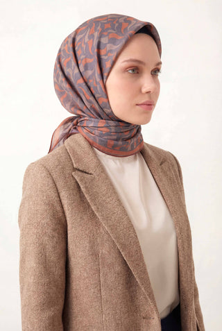 Pamuk Karışımlı Eşarp Açık Mor Geometrik Dalga Desen Soft Dokulu Kaymaz 90X90