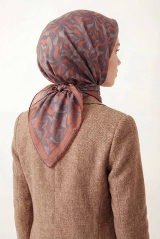 Pamuk Karışımlı Eşarp Açık Mor Geometrik Dalga Desen Soft Dokulu Kaymaz 90X90