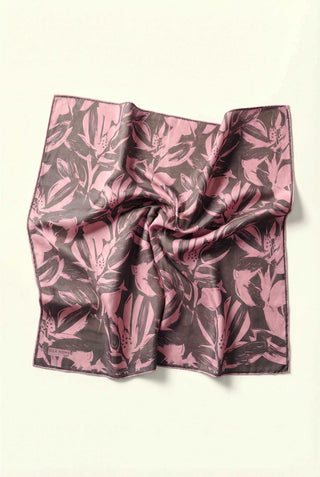 Pamuk Karışımlı Eşarp Toz Pembe Modern Flora Desen Soft Dokulu Kaymaz 90X90