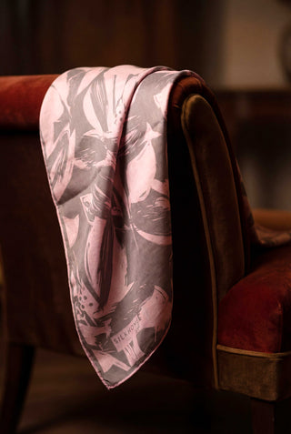 Pamuk Karışımlı Eşarp Toz Pembe Modern Flora Desen Soft Dokulu Kaymaz 90X90