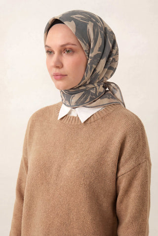 Pamuk Karışımlı Eşarp Kum Beji Modern Flora Desen Soft Dokulu Kaymaz 90X90