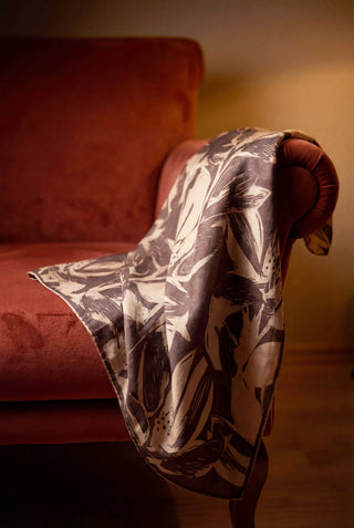 Pamuk Karışımlı Eşarp Sütlü Kahve Modern Flora Desen Soft Dokulu Kaymaz 90X90