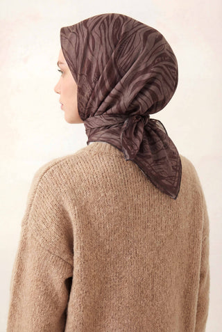 Pamuk Karışımlı Eşarp Kahverengi Zebra Desen Soft Dokulu Kaymaz 90X90