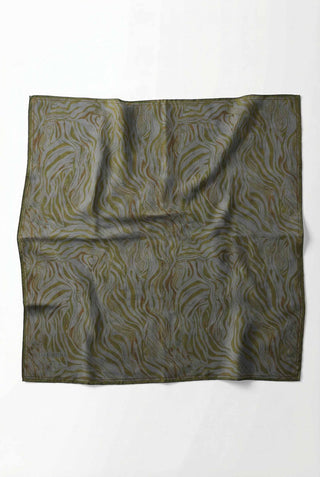 Pamuk Karışımlı Eşarp Gri Zebra Desen Soft Dokulu Kaymaz 90X90