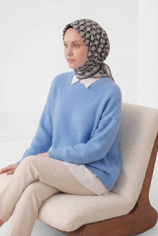 Pamuk Karışımlı Eşarp Gri Geometrik Üçgen Desen Soft Dokulu Kaymaz 90X90 - 463993471203 - | Silk Home