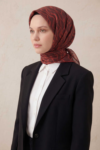 Cotton Blend Scarf, Silver Geometric Triangle Pattern, Soft Texture, Non-Slip, 90x90 cm.