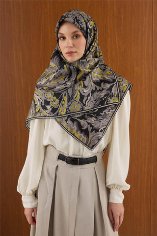 Büyük Boy İpek Eşarp Vintage Çiçek Desen Siyah 110X110