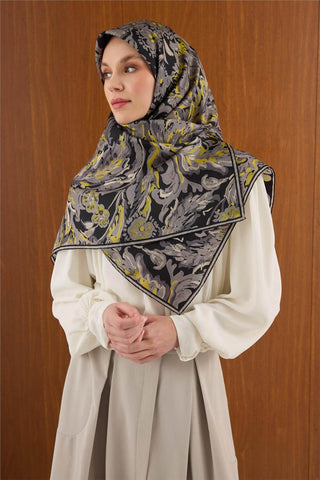 Büyük Boy İpek Eşarp Vintage Çiçek Desen Siyah 110X110