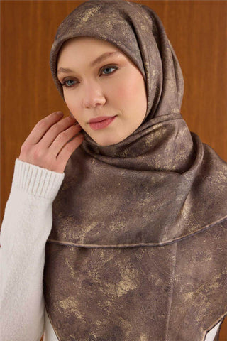 Twill İpek Büyük Boy Eşarp Yeşil-Mor Vintage Çiçek Desenli Tok Duruşlu 110X110