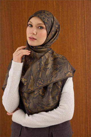 Twill İpek Büyük Boy Eşarp Olive Vintage Çiçek Desenli Tok Duruşlu 110X110