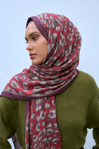 Eco Viscose Şal Kırmızı Şarabi Vizon Leopar Desenli Nefes Alan 90X200