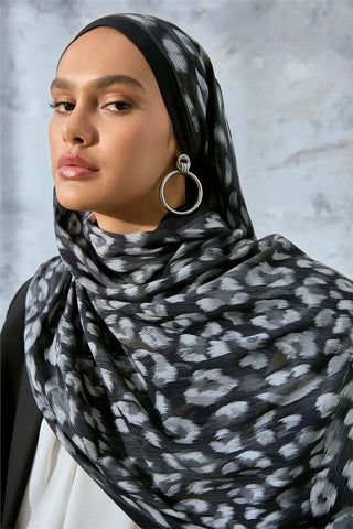 Eco Viscose Şal Siyah Füme Gümüş Leopar Desenli Nefes Alan 90X200
