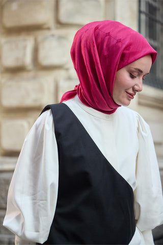 Monogram Pamuk İpek Eşarp Fuşya Tonlu Desenli Tok Duruşlu 90X90