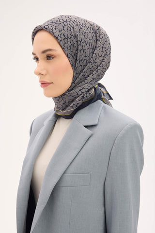 Olinda Eşarp Yonca Desen Koyu Lacivert 90x90 - Olinda Eşarp - | Silk Home