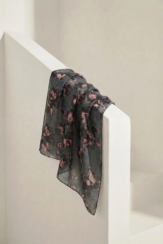 Pamuk Karışımlı Eşarp Çiçekli Desen Antrasit 90x90 - Soft Eşarp - | Silk Home