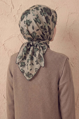 Pamuk Karışımlı Eşarp Çiçekli Desen Krem Yeşil 90x90 - Soft Eşarp - | Silk Home