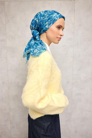 Pamuk Polyester Eşarp Mavi-Butter Yellow Bebe Mavi Pastel Yeşil Botanik Desenli
                Soft Dokulu Tok Duruşlu 90X90