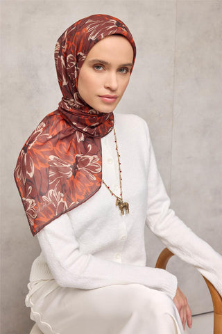 Pamuk Polyester Eşarp Kahverengi-Turuncu Bej Siyah Botanik Desenli Soft Dokulu
                Tok Duruşlu 90X90