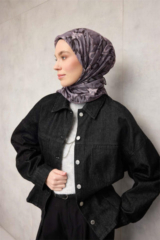 Cotton Polyester Soft Scarf, Pale Purple, Botanical Pattern, Non-Slip Texture, Firm Stitch
 90x90