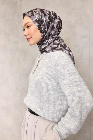 Pamuk Polyester Eşarp Siyah Büyük Papatya Desenli Soft Dokulu Kaymaz 90X90