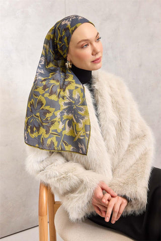 Pamuk Polyester Eşarp Vizon Büyük Papatya Desenli Soft Dokulu Kaymaz 90X90