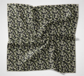 Pamuk Polyester Soft Eşarp Duman Siyahı Çiçek Desenli Kaymaz Dokulu 90X90