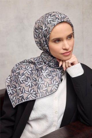 Cotton Polyester Soft Scarf, Beige, Floral Pattern, Non-Slip Texture, 90x90 cm