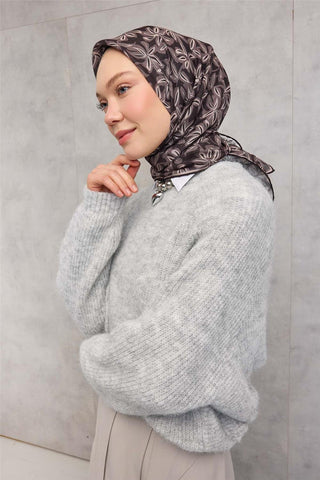 Pamuk Polyester Soft Eşarp Kahve-Siyah Flora Desenli Kaymaz Dokulu 90X90 - Soft Eşarp - | Silk Home