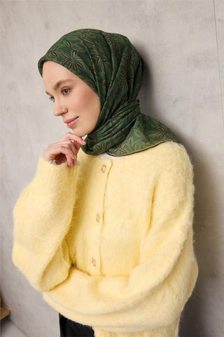 Pamuk Polyester Soft Eşarp Yeşil Flora Desenli Kaymaz Dokulu 90X90 - Soft Eşarp - | Silk Home