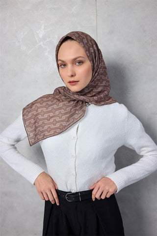 Pamuk Polyester Soft Eşarp Geometrik Desen Sütlü Kahve 90X90 | Silk Home