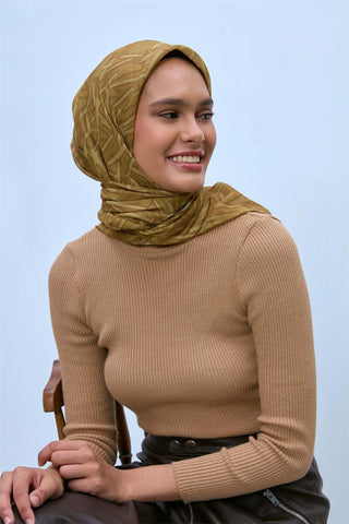 Soft Cotton Scarf, Mustard Yellow, Geometric Pattern, Lightweight Texture, 90x90 cm.