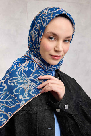 Pamuk Polyester Soft Eşarp Mavi Lilium Desenli Kaymaz Dokulu 90X90