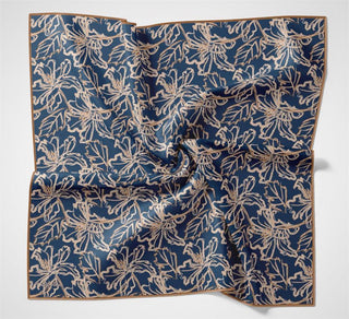 Pamuk Polyester Soft Eşarp Mavi Lilium Desenli Kaymaz Dokulu 90X90 - Soft Eşarp - | Silk Home