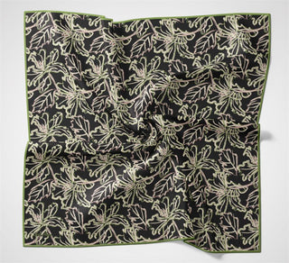 Pamuk Polyester Soft Eşarp Soluk Siyah Lilyum Desenli Tok Duruşlu 90X90 - Soft Eşarp - | Silk Home