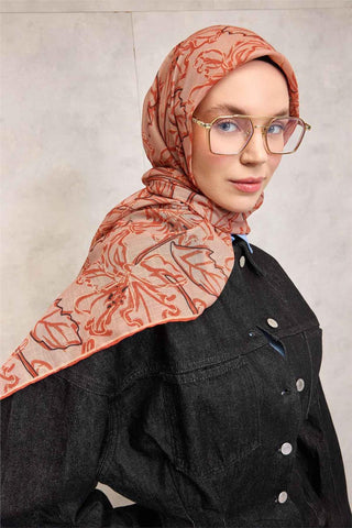 Pamuk Polyester Soft Eşarp Somon Lilium Desenli Kaymaz Dokulu 90X90 - Soft Eşarp - | Silk Home