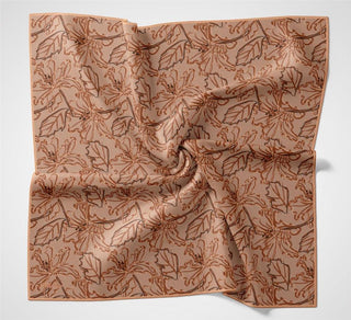 Pamuk Polyester Soft Eşarp Somon Lilium Desenli Kaymaz Dokulu 90X90 - Soft Eşarp - | Silk Home