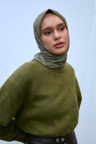 Soft Cotton Scarf, Pastel Green, Khaki, Geometric Pattern, Lightweight Texture, 90x90 cm.