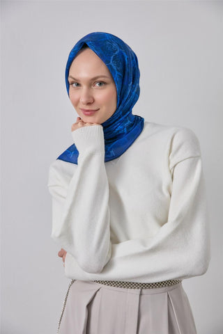 Pamuk Polyester Soft Eşarp Koyu Lacivert Yaprak Desen 90*90 - Soft Eşarp - | Silk Home